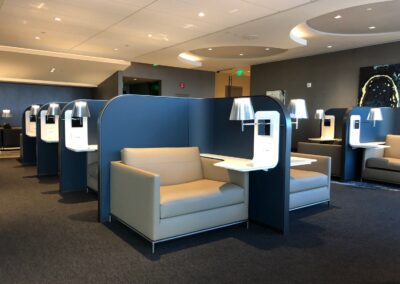 United Airlines Lounge, Houston: Low Profile Range