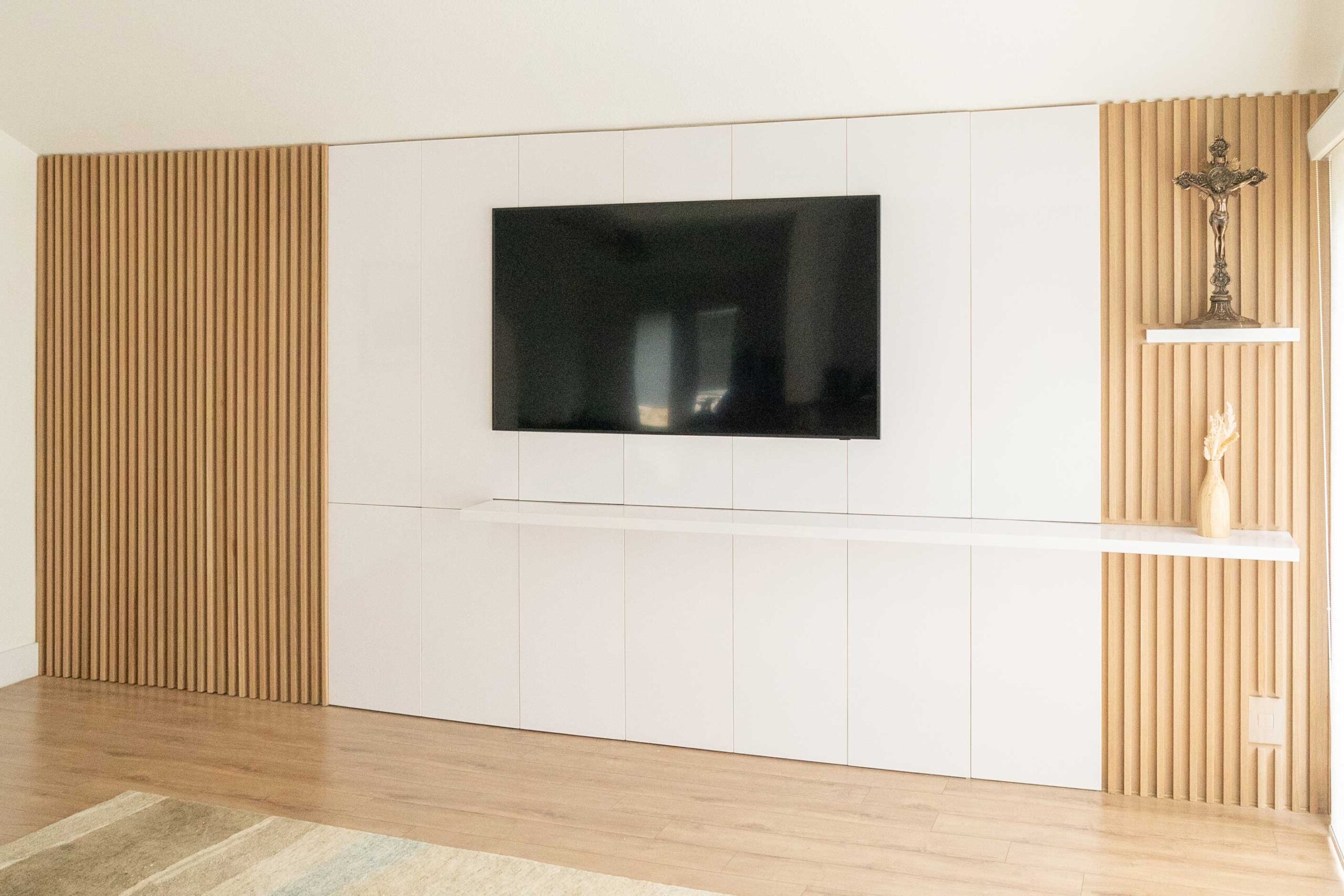 ARCHITECTURAL - Contemporary architectural wall with hidden panel mounting clips for flush panel installation and modern interior design