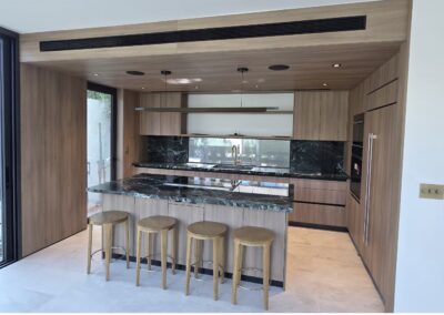 Ceiling and Wall Applications, Puerto Rico: Stratlock Range